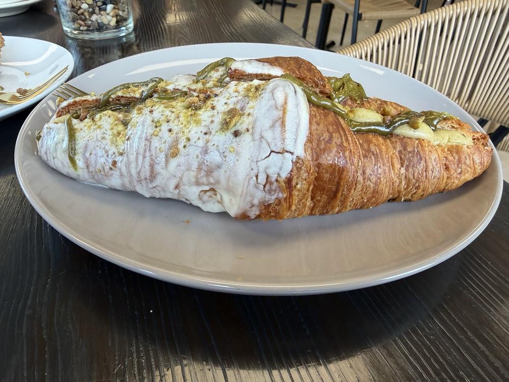 Pistachio croissant
